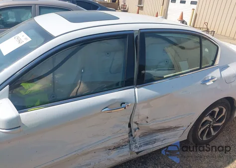 2016 Honda Accord Ex-L V-6 z USA, uszkodzony, nr VIN 1HGCR3F87GA027607